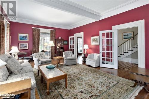 91 Denmark Street, Meaford, ON - Indoor Photo Showing Living Room