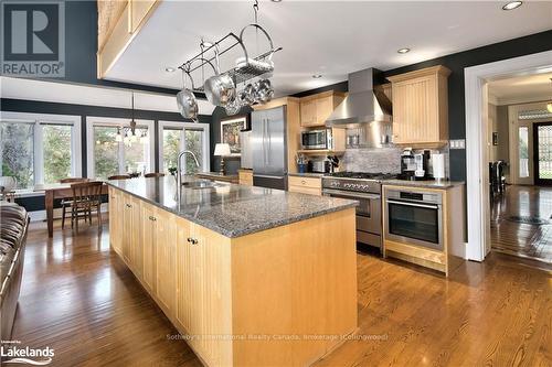 91 Denmark Street, Meaford, ON - Indoor Photo Showing Kitchen With Upgraded Kitchen