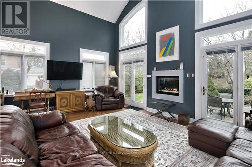 91 Denmark Street, Meaford, ON - Indoor Photo Showing Living Room With Fireplace