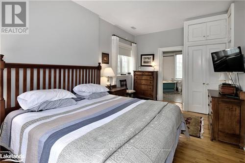 91 Denmark Street, Meaford, ON - Indoor Photo Showing Bedroom