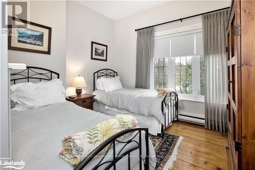 91 Denmark Street, Meaford, ON - Indoor Photo Showing Bedroom