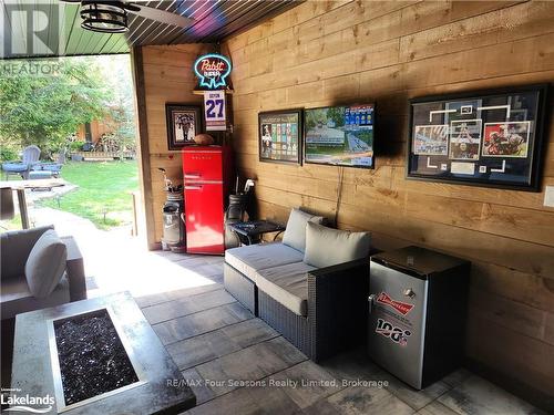 209342 26, Blue Mountains (Blue Mountain Resort Area), ON - Indoor Photo Showing Other Room