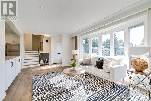 33 Sewell Drive, Oakville, ON - Indoor Photo Showing Living Room