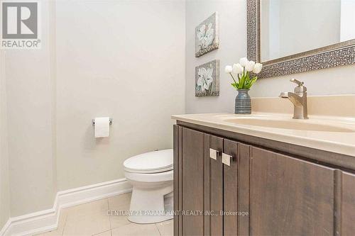 28 Blairwood Court, Brampton, ON - Indoor Photo Showing Bathroom