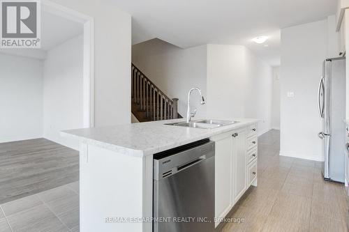 13 Cahill Drive, Brantford, ON - Indoor Photo Showing Kitchen