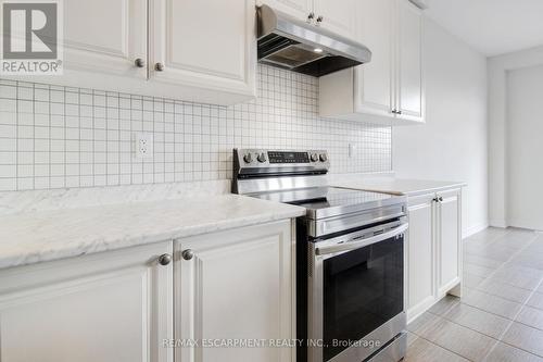 13 Cahill Drive, Brantford, ON - Indoor Photo Showing Kitchen