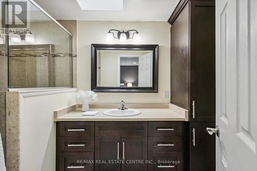 20 Waxwing Crescent, Guelph, ON - Indoor Photo Showing Bathroom