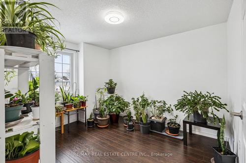 20 Waxwing Crescent, Guelph, ON - Indoor Photo Showing Other Room