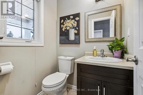 20 Waxwing Crescent, Guelph, ON - Indoor Photo Showing Bathroom