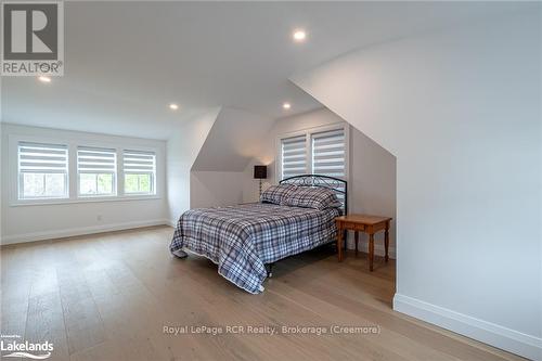 37 Wellington Street E, Clearview (Creemore), ON - Indoor Photo Showing Bedroom