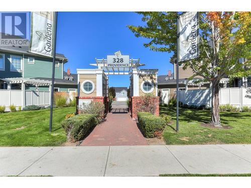 328 Providence Avenue Unit# 10, Kelowna, BC - Outdoor