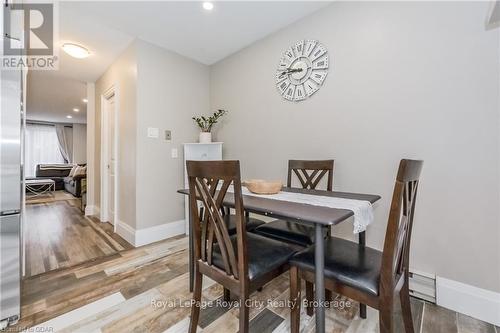 520 Pineview Gardens, Shelburne, ON - Indoor Photo Showing Dining Room