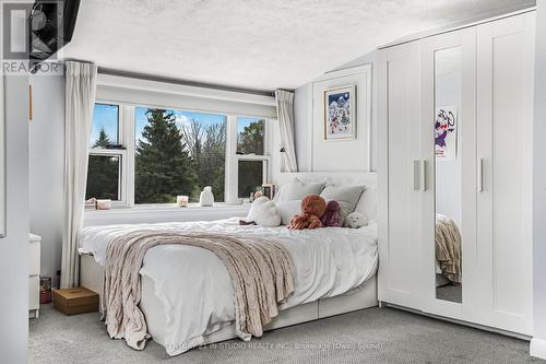 388 Balmy Beach Road, Georgian Bluffs, ON - Indoor Photo Showing Bedroom