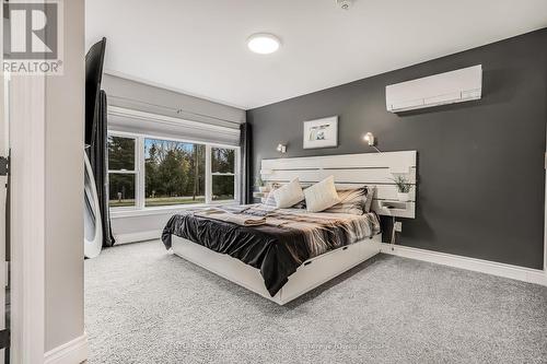 388 Balmy Beach Road, Georgian Bluffs, ON - Indoor Photo Showing Bedroom