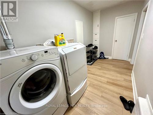 440 9Th Street, Hanover, ON - Indoor Photo Showing Laundry Room