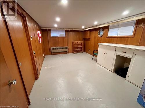 440 9Th Street, Hanover, ON - Indoor Photo Showing Basement