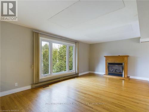 198 Miramichi Bay Road, Saugeen Shores, ON - Indoor Photo Showing Living Room With Fireplace