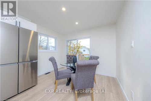 2640 9Th Avenue E, Owen Sound, ON - Indoor Photo Showing Dining Room