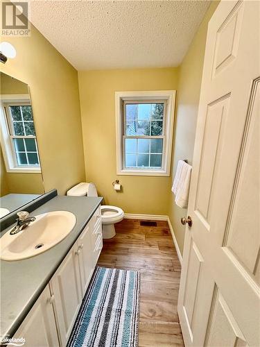 275 Hiram Street, Bracebridge (Macaulay), ON - Indoor Photo Showing Bathroom