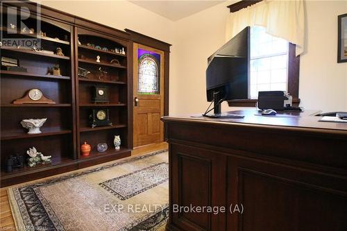 158 Kinross Street, Grey Highlands (Priceville), ON - Indoor Photo Showing Office