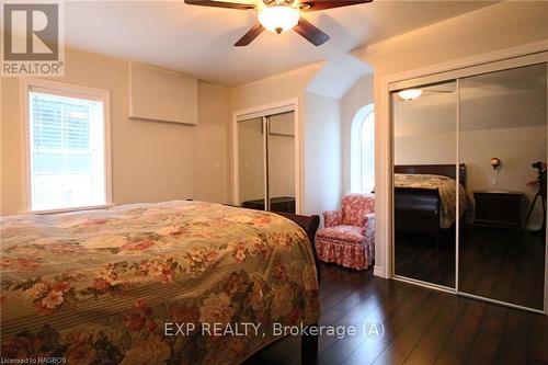 158 Kinross Street, Grey Highlands (Priceville), ON - Indoor Photo Showing Bedroom