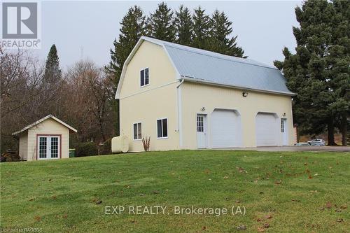 158 Kinross Street, Grey Highlands (Priceville), ON - Outdoor