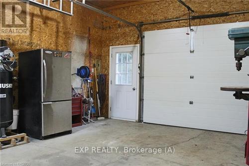 158 Kinross Street, Grey Highlands (Priceville), ON - Indoor Photo Showing Garage