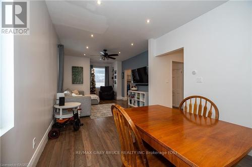 385 Princess Street, Georgian Bluffs, ON - Indoor Photo Showing Dining Room