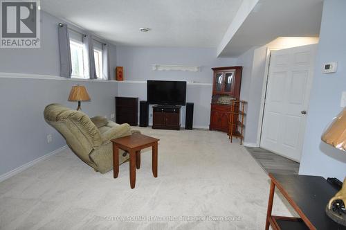 1905 8Th Avenue E, Owen Sound, ON - Indoor Photo Showing Other Room