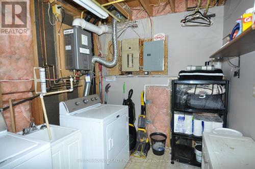 1905 8Th Avenue E, Owen Sound, ON - Indoor Photo Showing Laundry Room