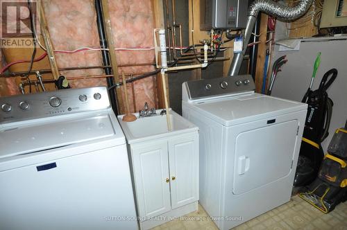 1905 8Th Avenue E, Owen Sound, ON - Indoor Photo Showing Laundry Room