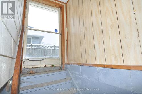 1905 8Th Avenue E, Owen Sound, ON - Indoor Photo Showing Other Room