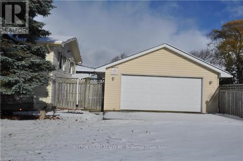 1905 8Th Avenue E, Owen Sound, ON - Outdoor