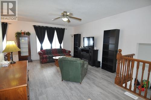 1905 8Th Avenue E, Owen Sound, ON - Indoor