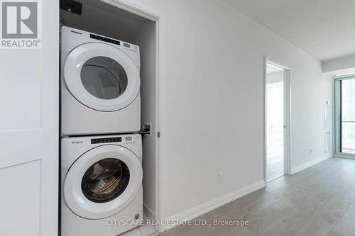 3508 - 7895 Jane Street, Vaughan, ON - Indoor Photo Showing Laundry Room