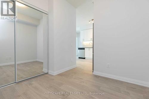 3508 - 7895 Jane Street, Vaughan, ON - Indoor Photo Showing Other Room