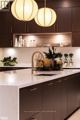 109 Pheasant, Blue Mountains (Thornbury), ON - Indoor Photo Showing Kitchen