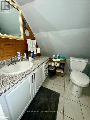 112 Highway 510, Magnetawan, ON - Indoor Photo Showing Bathroom