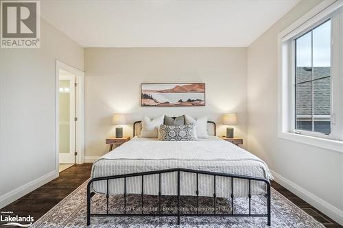 194 Courtland Street, Blue Mountains (Blue Mountain Resort Area), ON - Indoor Photo Showing Bedroom