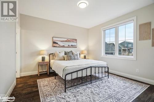 194 Courtland Street, Blue Mountains (Blue Mountain Resort Area), ON - Indoor Photo Showing Bedroom