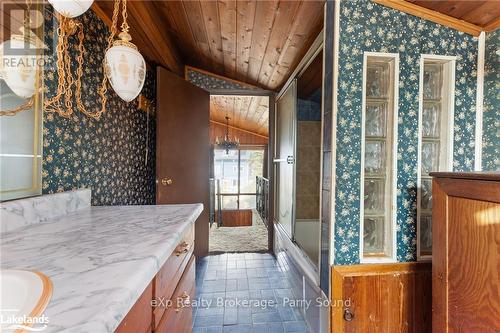 11 Macfarlane Street, Parry Sound, ON - Indoor Photo Showing Bathroom