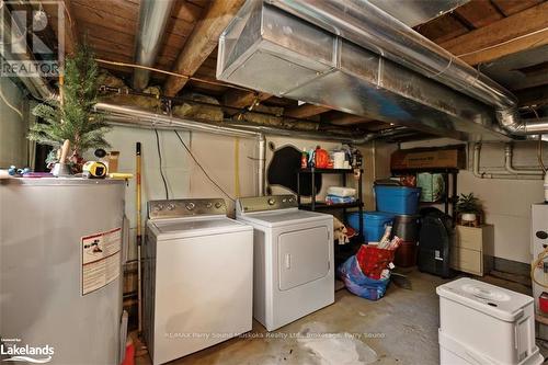 8 Meadow Street, Parry Sound, ON - Indoor Photo Showing Laundry Room