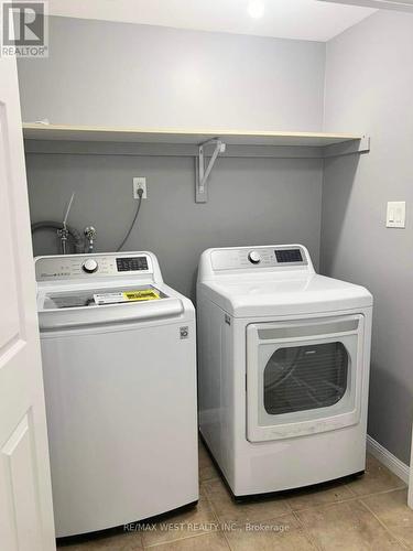 B - 358 Edgehill Drive, Barrie, ON - Indoor Photo Showing Laundry Room