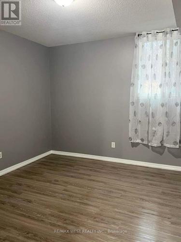 B - 358 Edgehill Drive, Barrie, ON - Indoor Photo Showing Other Room