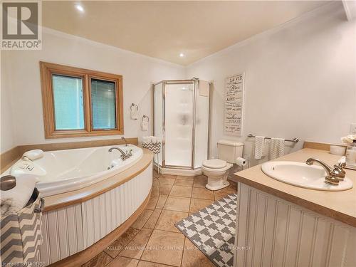 426 Mallory Beach Road, South Bruce Peninsula, ON - Indoor Photo Showing Bathroom