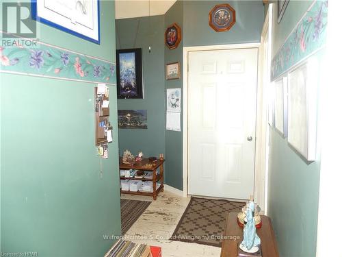 9 Rattenbury Street, Central Huron (Clinton), ON - Indoor Photo Showing Other Room