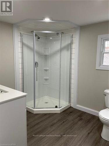 16 Bloomsbury Drive, Ashfield-Colborne-Wawanosh (Colborne), ON - Indoor Photo Showing Bathroom