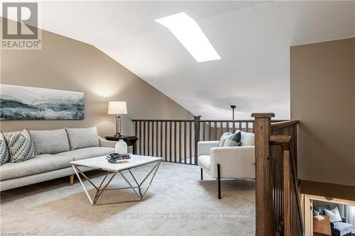 221 - 50 Galt Road Road, Stratford, ON - Indoor Photo Showing Living Room