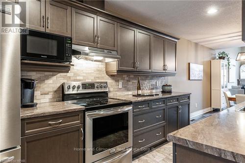 221 - 50 Galt Road Road, Stratford, ON - Indoor Photo Showing Kitchen With Upgraded Kitchen