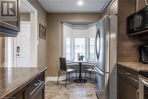 221 - 50 Galt Road Road, Stratford, ON - Indoor Photo Showing Kitchen